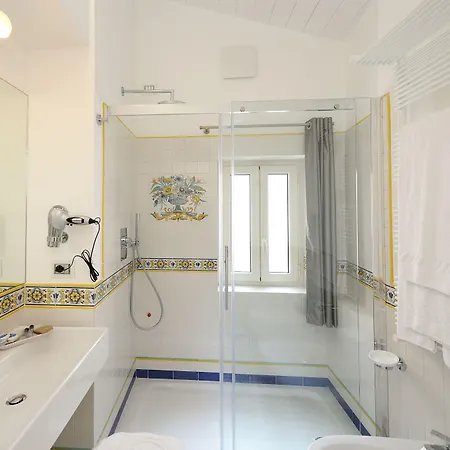 Boutique Gimagi Gasthuis 4*